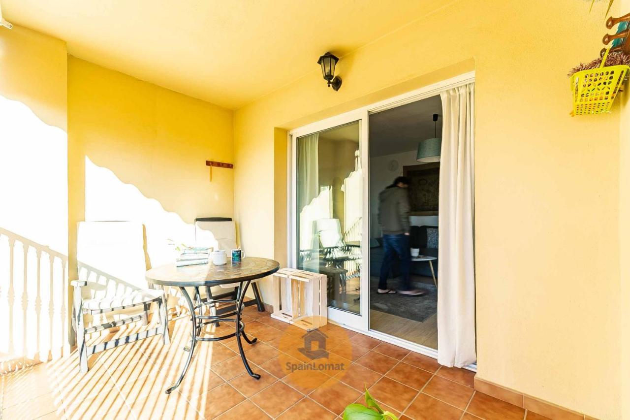 Nice 2 Bedroom Apartment For Family In Los Pacos フエンヒロラ エクステリア 写真