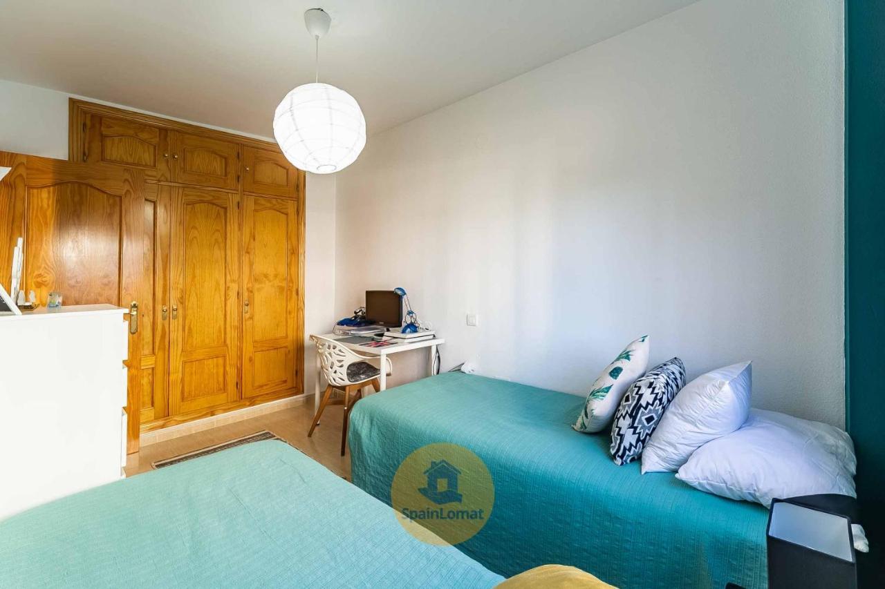 Nice 2 Bedroom Apartment For Family In Los Pacos フエンヒロラ エクステリア 写真