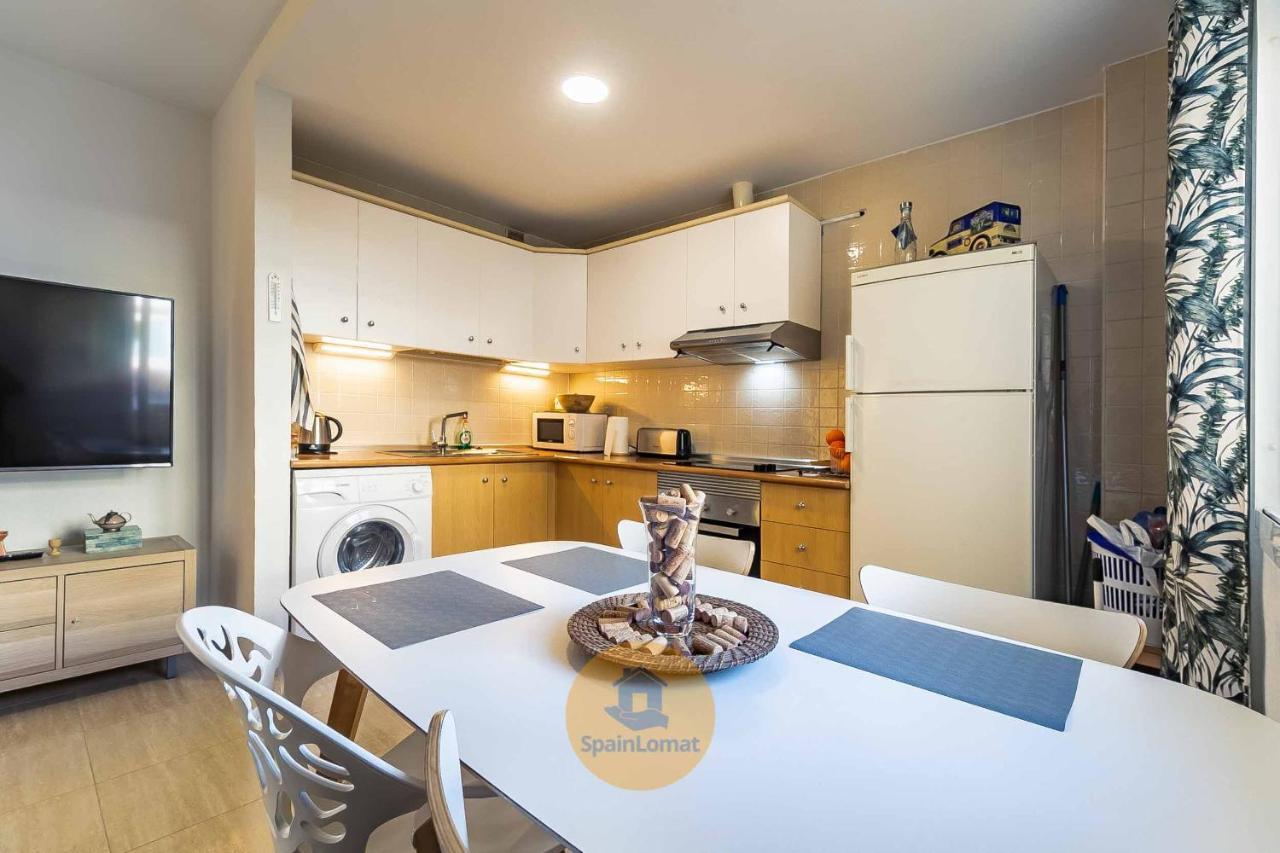 Nice 2 Bedroom Apartment For Family In Los Pacos フエンヒロラ エクステリア 写真