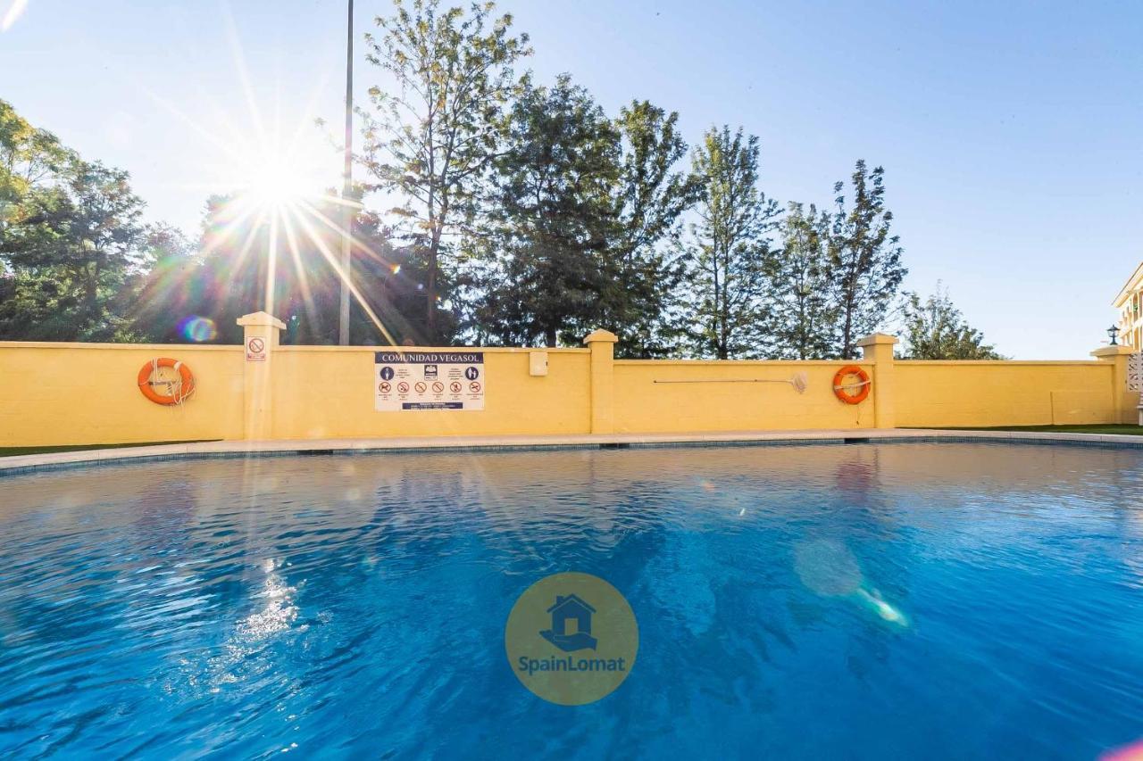 Nice 2 Bedroom Apartment For Family In Los Pacos フエンヒロラ エクステリア 写真
