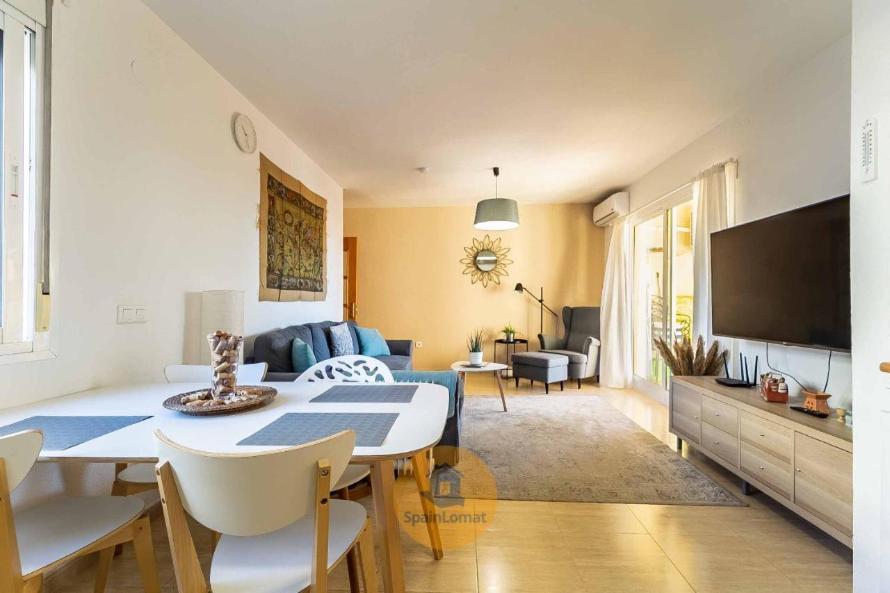 Nice 2 Bedroom Apartment For Family In Los Pacos フエンヒロラ エクステリア 写真